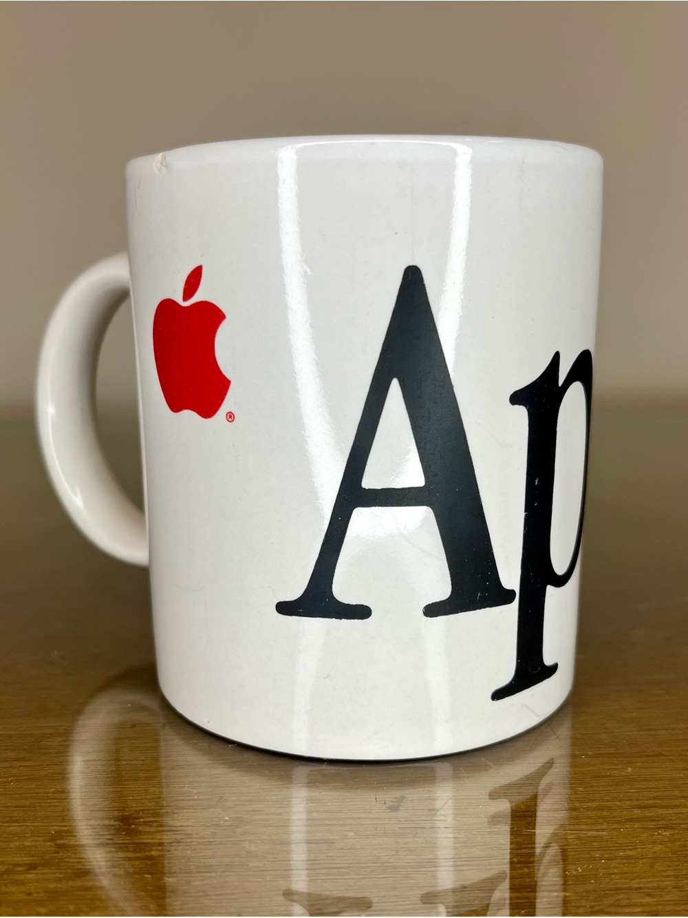 Vintage White Ceramic Apple Computer Coffee Mug Red Apple Logo Poor Condition